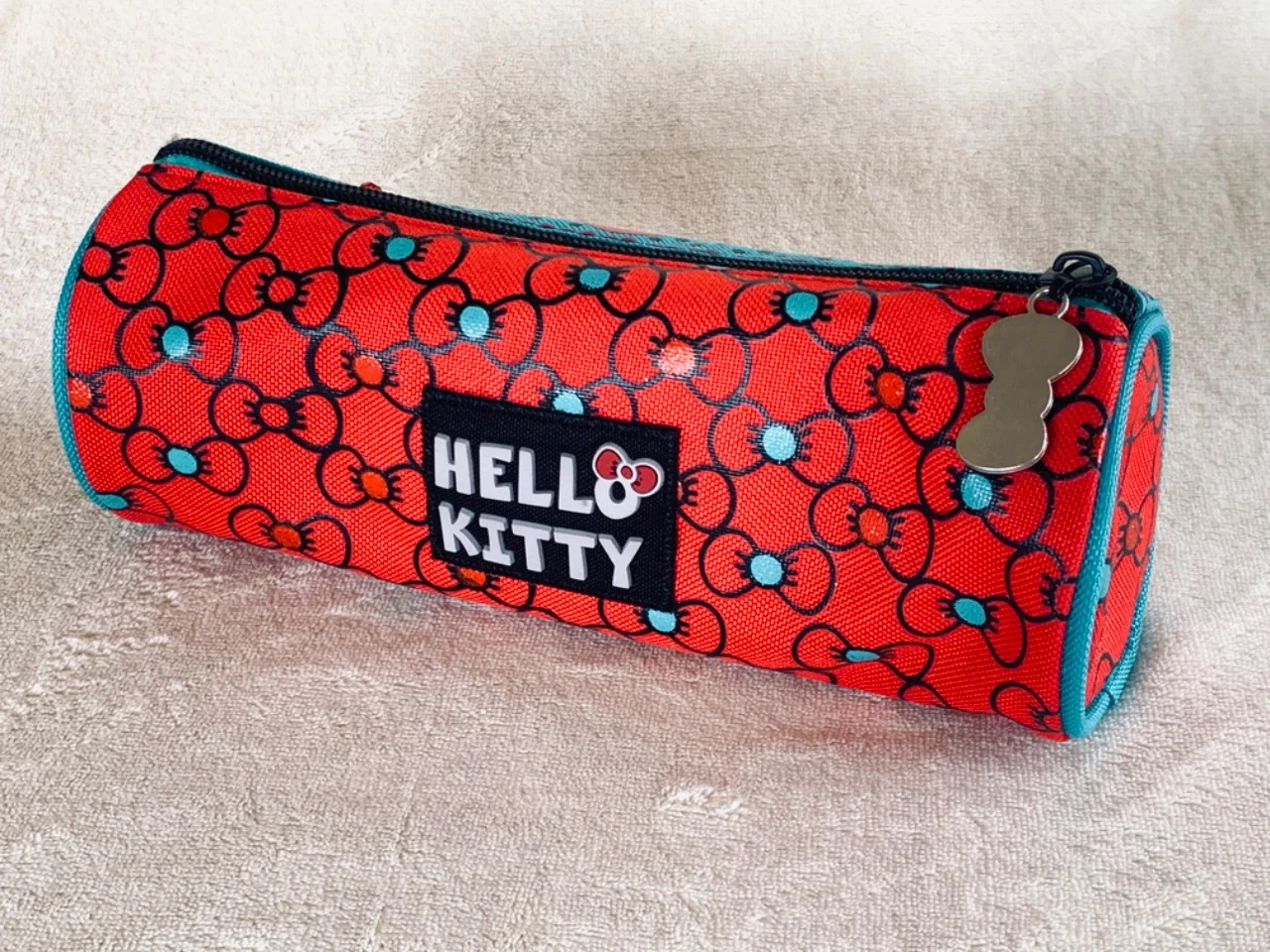 Kit Hello Kitty verde/vermelho Sanrio decorado com strass e glitter – photo 2